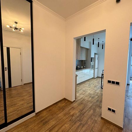 Жк Great Britain Apartment Lviv Ngoại thất bức ảnh