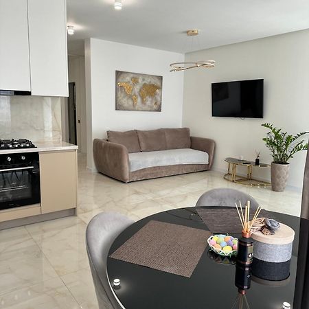 Жк Great Britain Apartment Lviv Ngoại thất bức ảnh