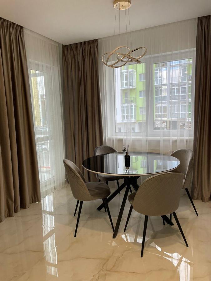 Жк Great Britain Apartment Lviv Ngoại thất bức ảnh