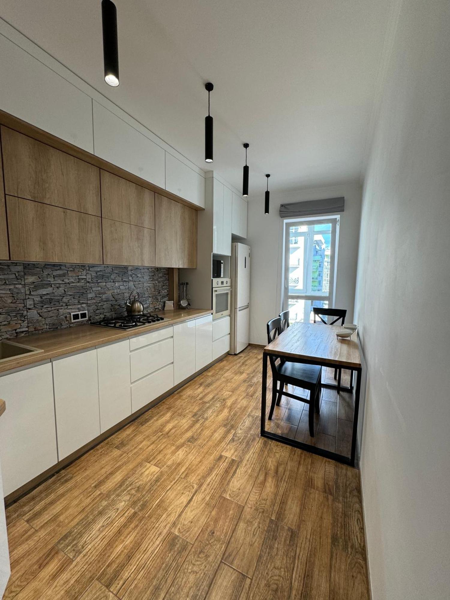 Жк Great Britain Apartment Lviv Ngoại thất bức ảnh