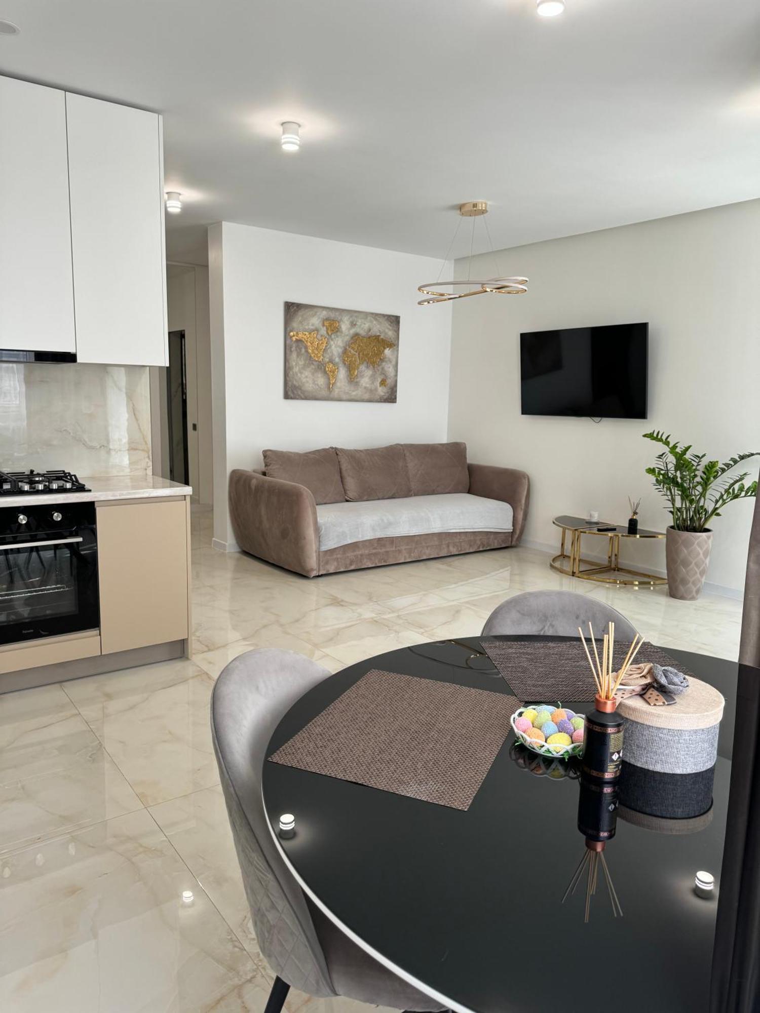 Жк Great Britain Apartment Lviv Ngoại thất bức ảnh
