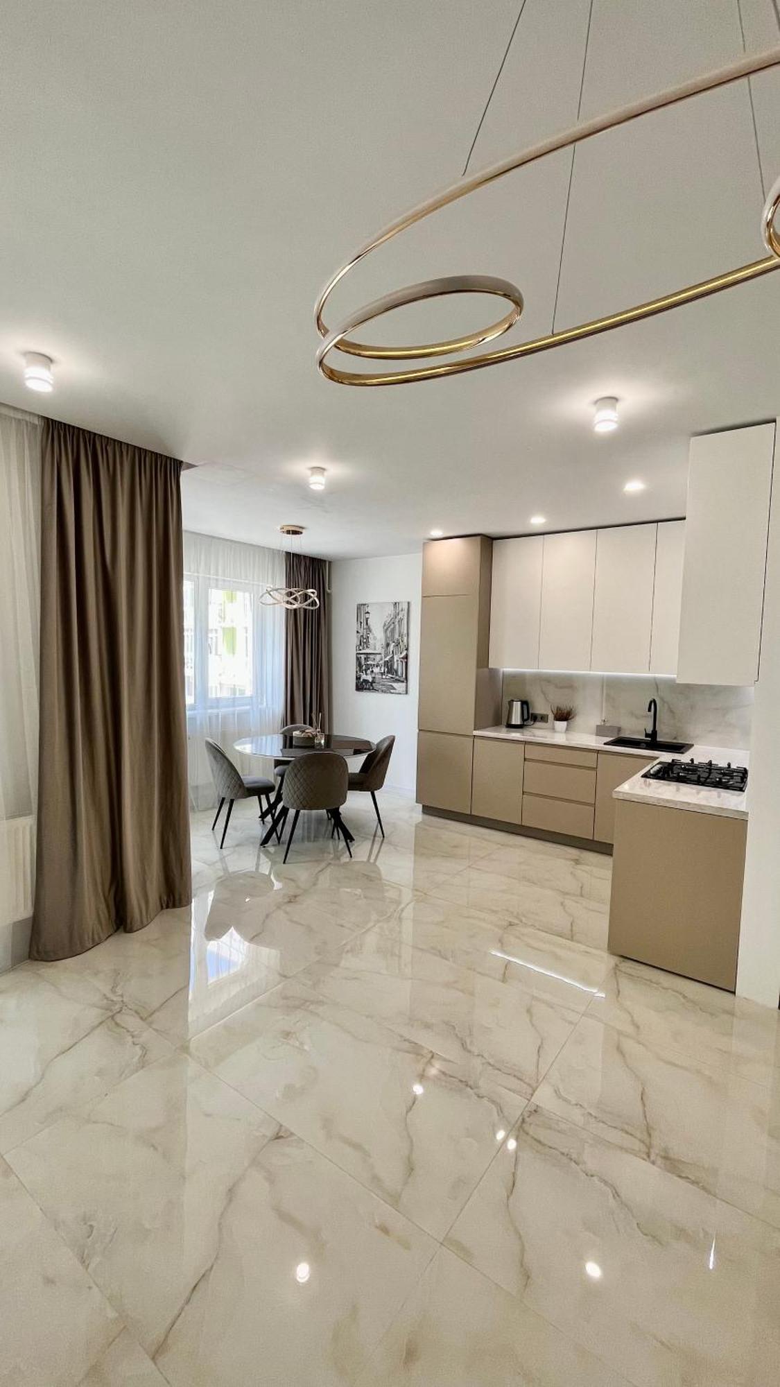 Жк Great Britain Apartment Lviv Ngoại thất bức ảnh