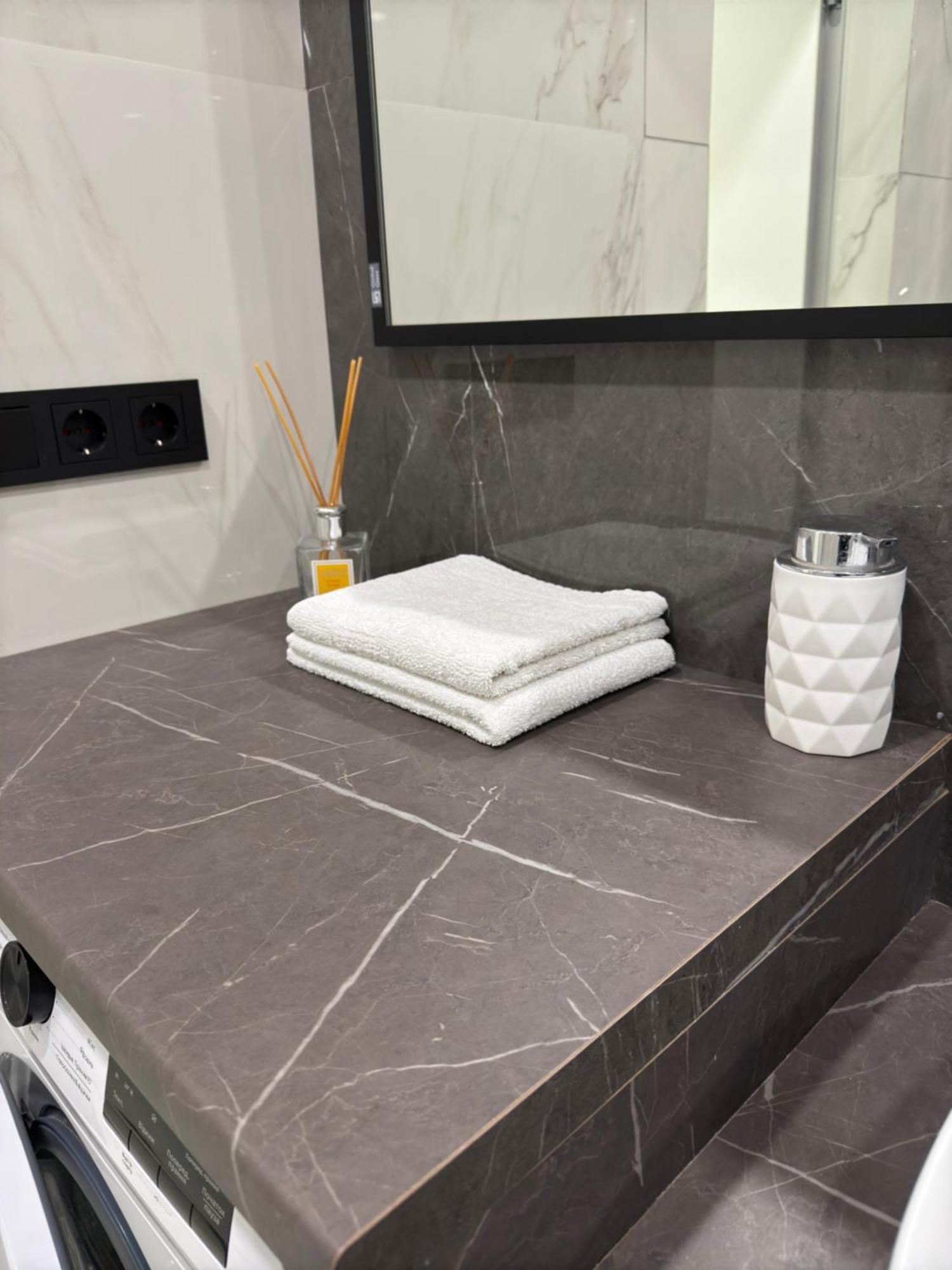 Жк Great Britain Apartment Lviv Ngoại thất bức ảnh