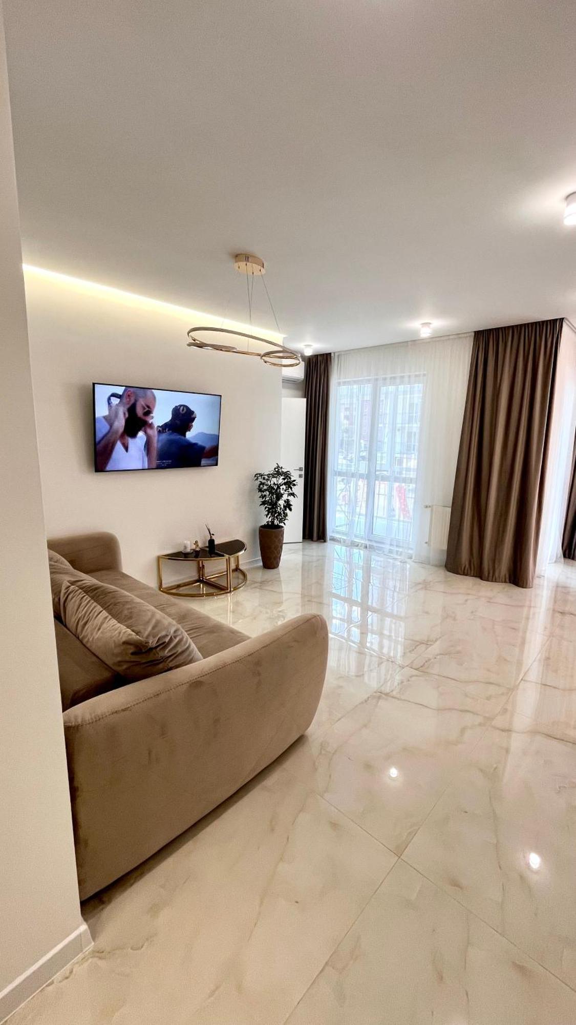 Жк Great Britain Apartment Lviv Ngoại thất bức ảnh